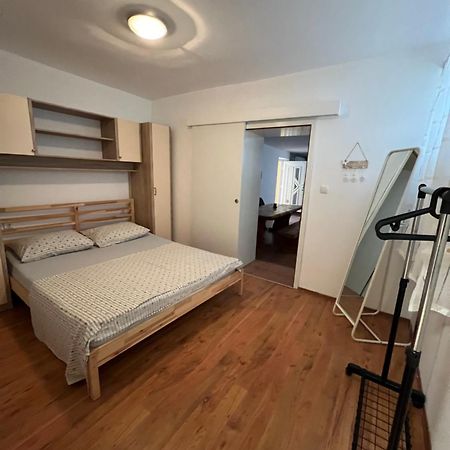 Apartmani Maksan Pakoštane Exteriör bild