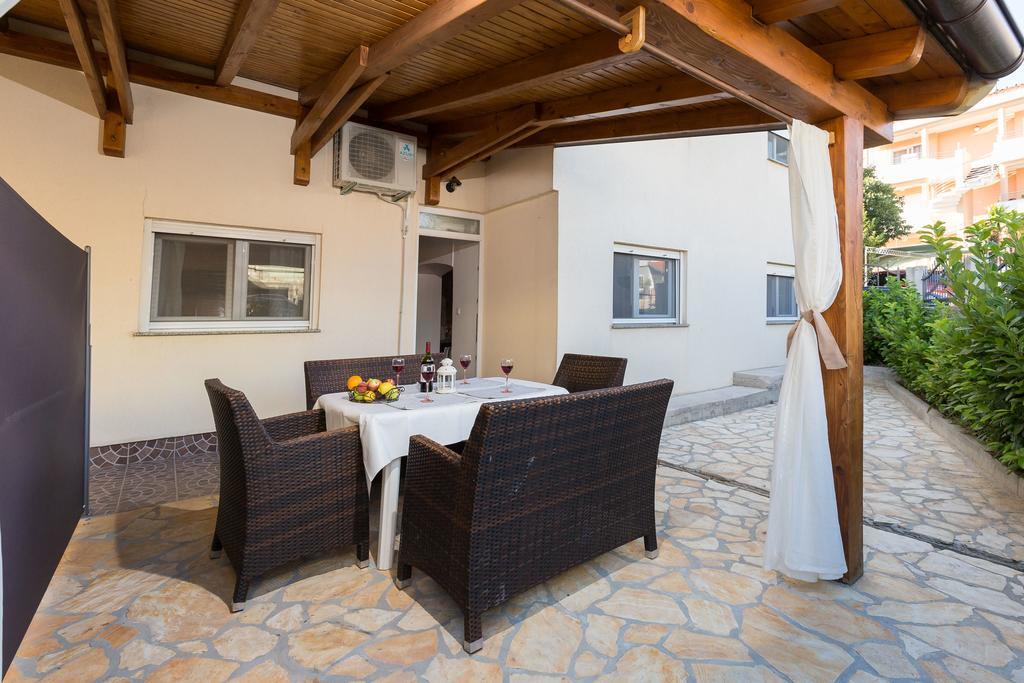 Apartmani Maksan Pakoštane Exteriör bild