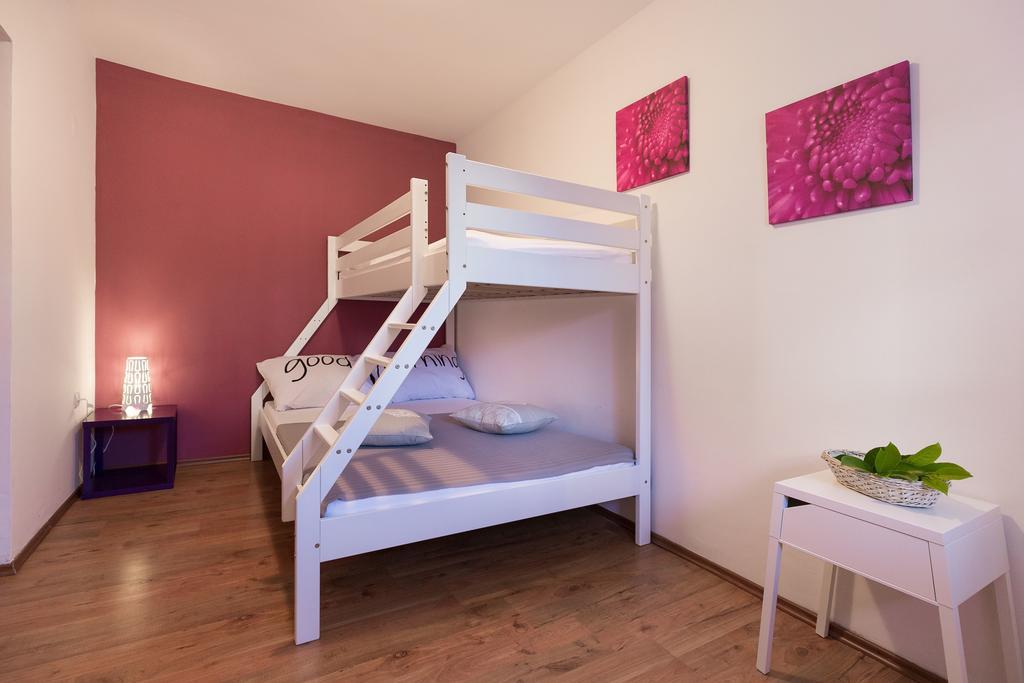 Apartmani Maksan Pakoštane Exteriör bild